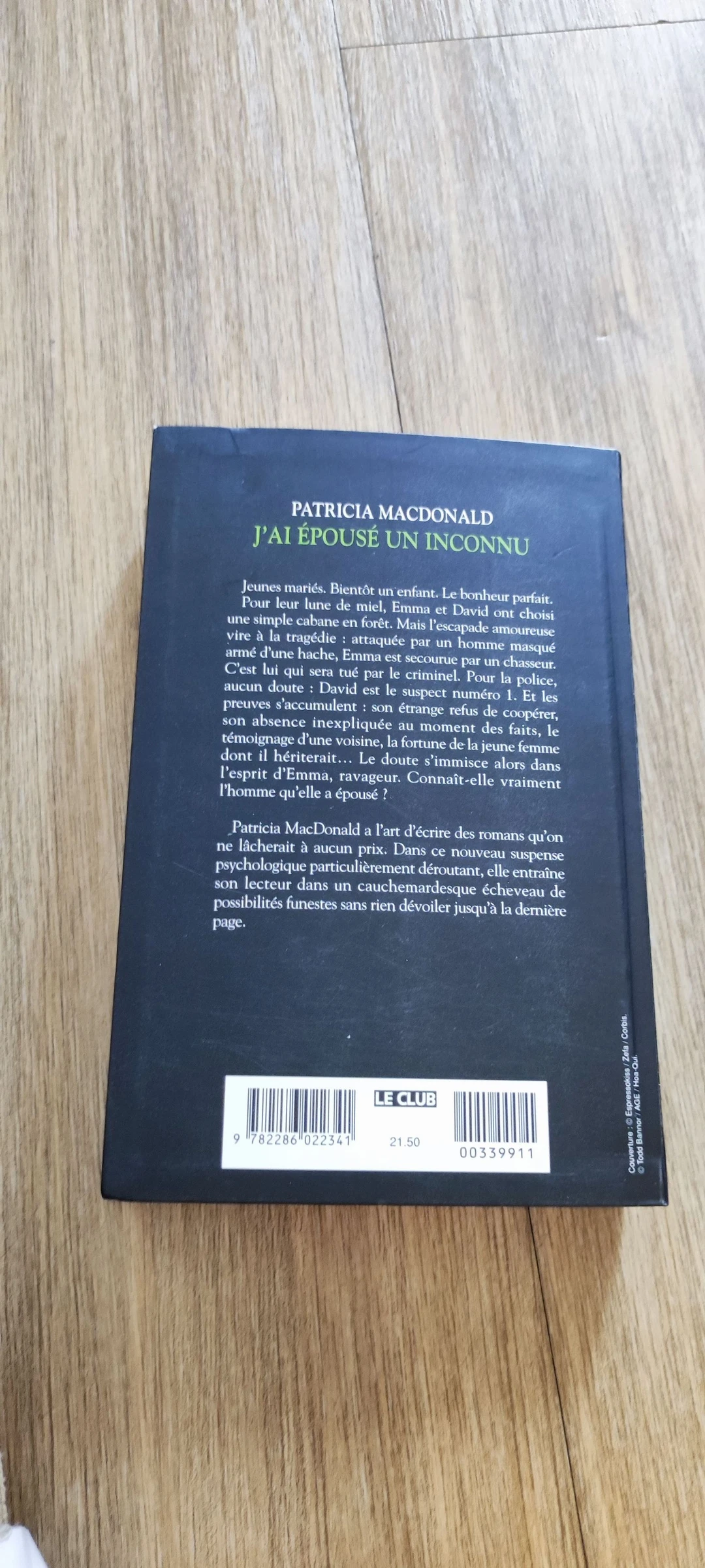📚 Romance Eu casei com um desconhecido - Patricia MacDonald (Encadernado) 🔪 – photo 5